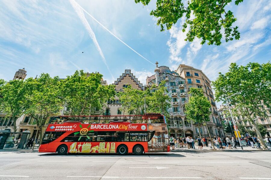 Barcelona Hop-On Hop-Off Bus and FC Barcelona Immersive Tour - The orange West Route, from the harbor to Gaudí