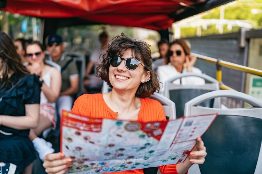 Barcelona: Hop-On Hop-Off Bus & Aquarium Tour - Should you book the Barcelona bus and aquarium combo?