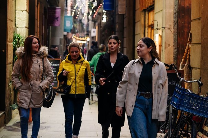 Barcelona in 2 Hours: Guided Walk Through History and Sights - Barcelona Cathedral and the story of Saint Eulalia