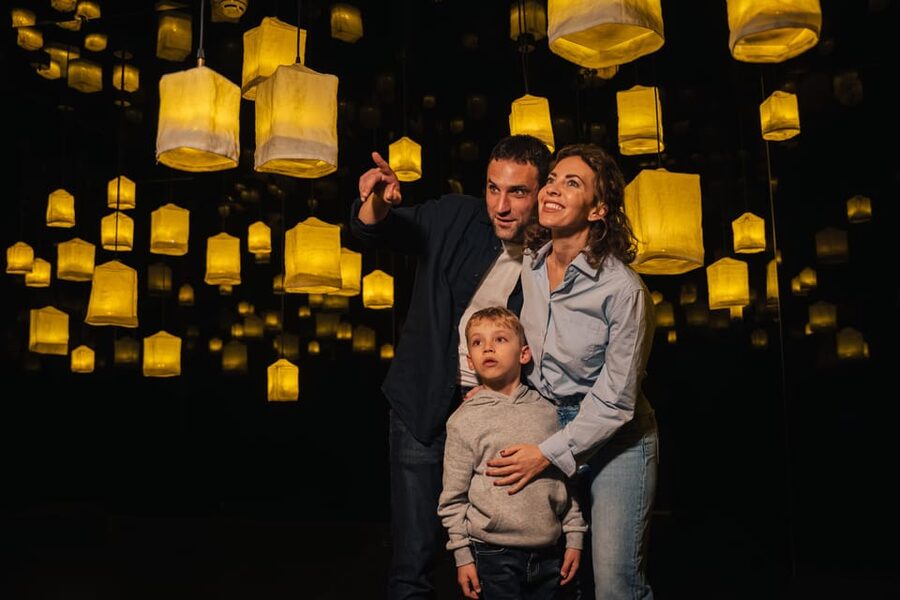 Barcelona: Interactive Art Installation by IKONO - Key Points Before You Go