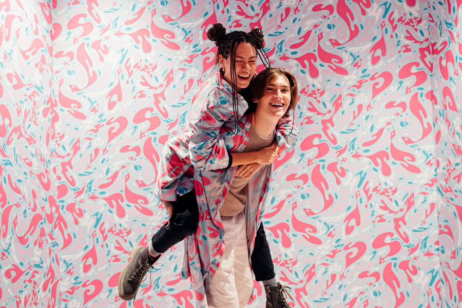 Barcelona: Interactive Art Installation by IKONO - Languages and Staff Help