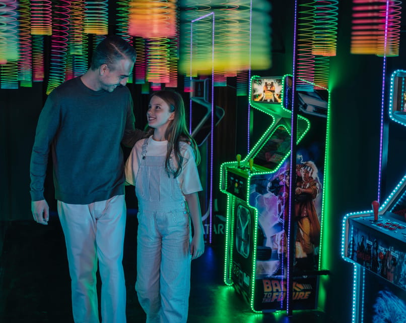 Barcelona: Interactive Art Installation by IKONO - Is This Art, Entertainment, or Both?