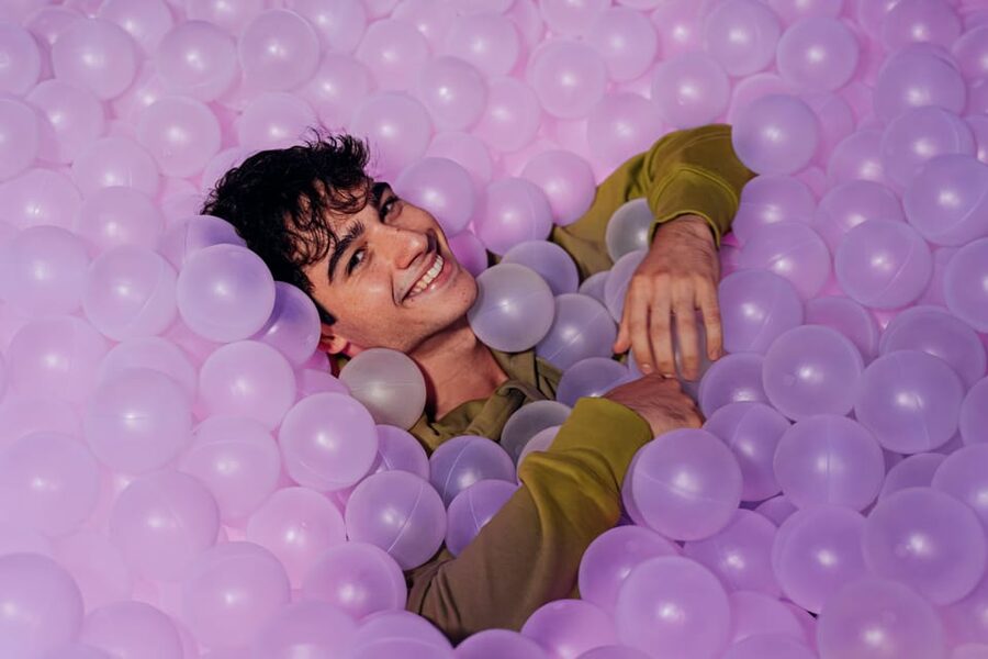 Barcelona: Interactive Art Installation by IKONO - Is $18 a Fair Price for One Hour?