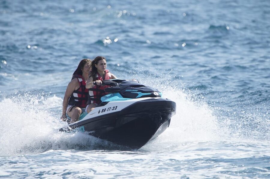 Barcelona: Jet Ski Rental (No License Needed) - Why the one-hour option may be worth it