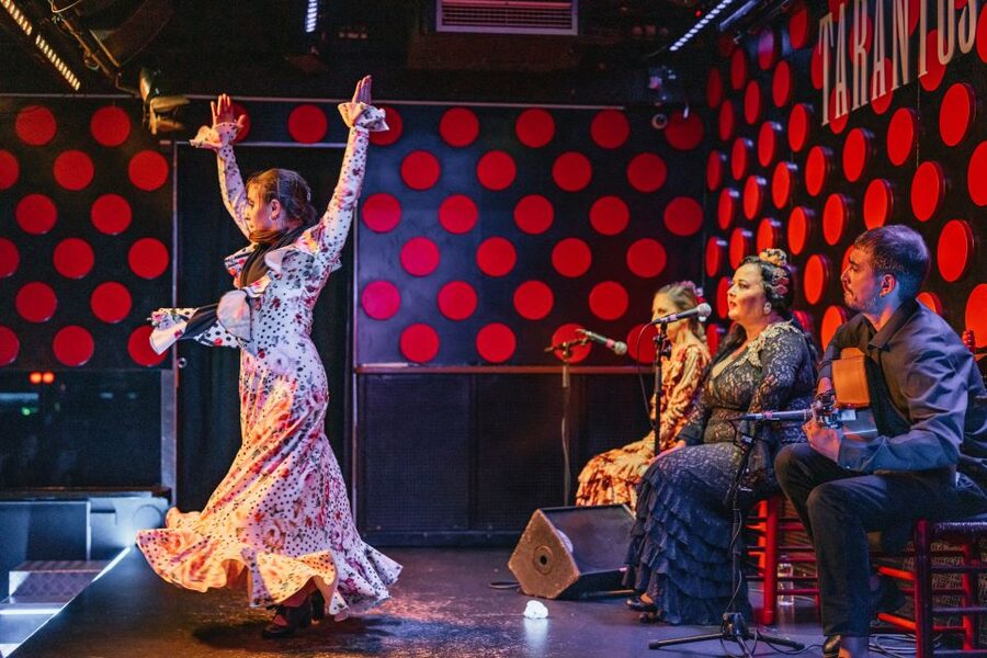Barcelona: Los Tarantos Flamenco Show - Who will enjoy this most?