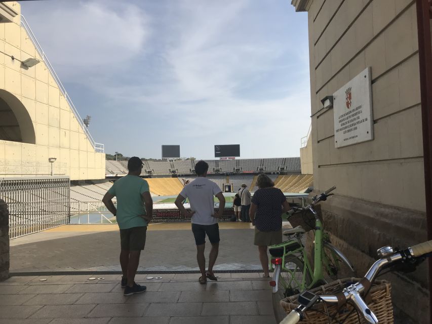 Barcelona: Montjuic Hill E-Bike Tour - Miramar Gardens and the climb into Montjuïc
