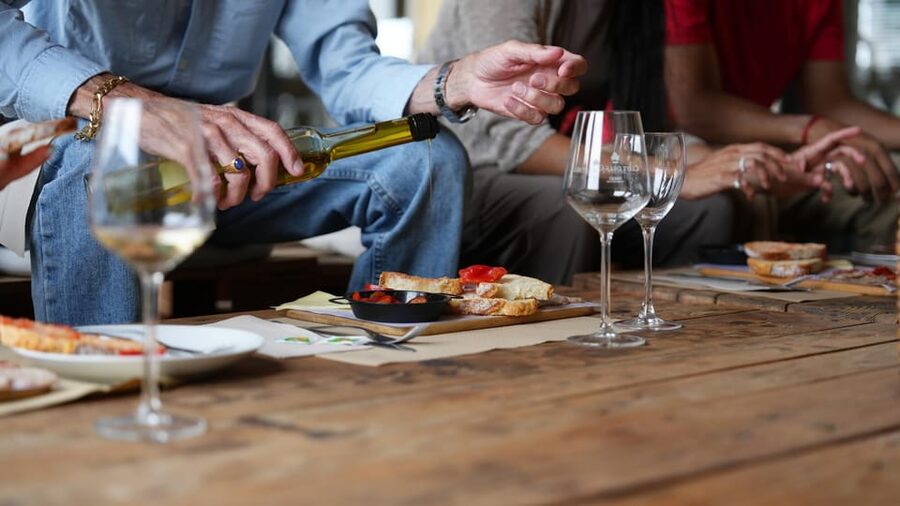 Barcelona: Montserrat Tour with Lunch & Wine Tasting Option - Adding Finca Ca nEstella and a Catalan Lunch