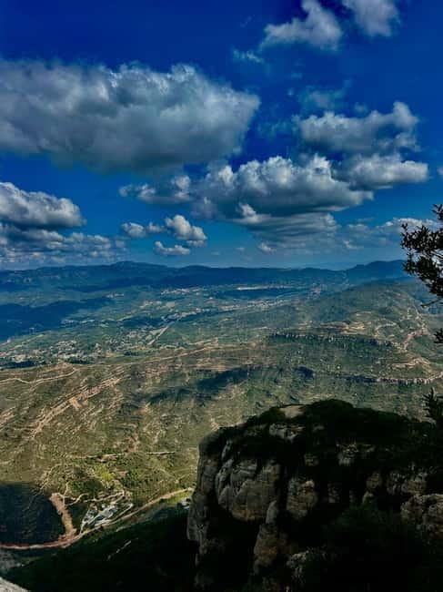 Barcelona: Montserrat Tour with Transport & Basilica Option - Key points at a glance
