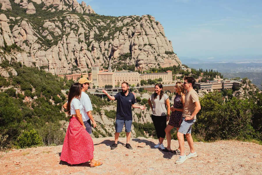 Barcelona: Montserrat with Winery, Lunch, and Train Options - Three ways to shape the day