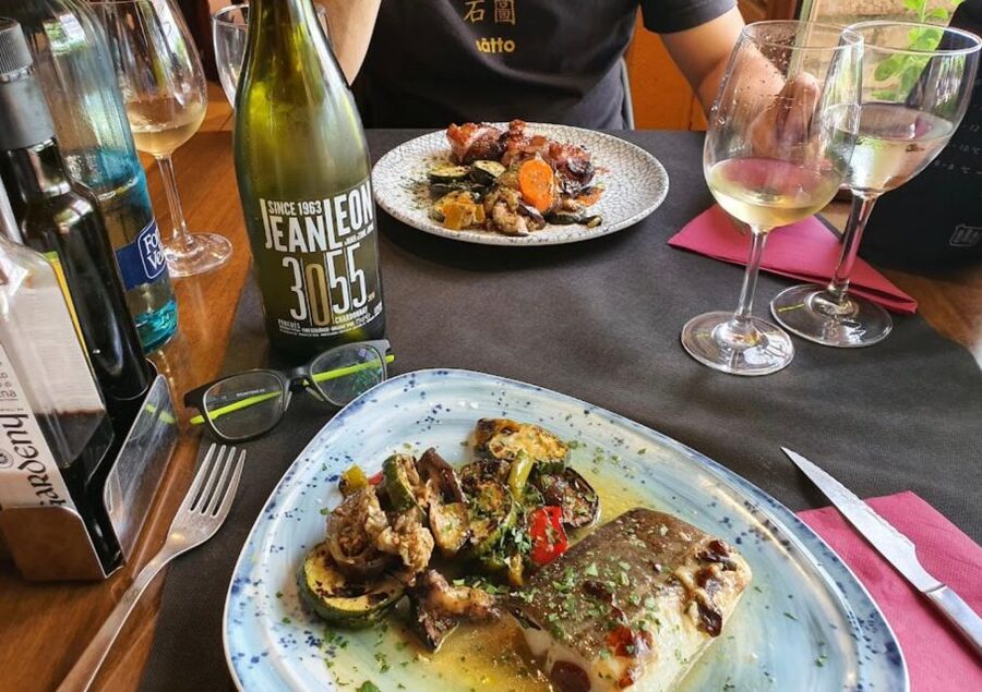 Barcelona: Montserrat with Winery Visit and Farmhouse Lunch - Three Hours to Shape Your Own Montserrat Visit
