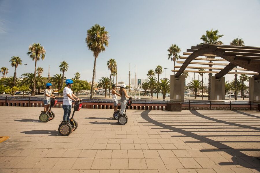 Barcelona: Old Port and Gothic Quarter Guided Segway Tour - Guides, group size, and the feel of the ride