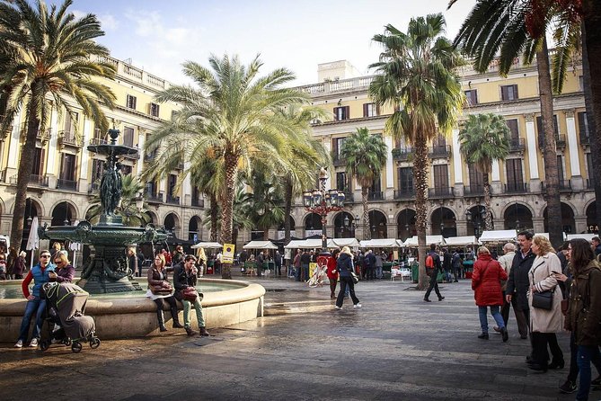 Barcelona Old Town & Gothic Quarter Small Group Tour - Barcelona Cathedral is a powerful exterior stop