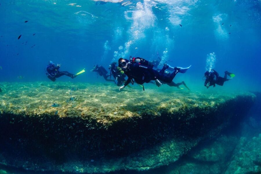 Barcelona: PADI Discover Scuba Diving - Why the instructors receive such strong praise