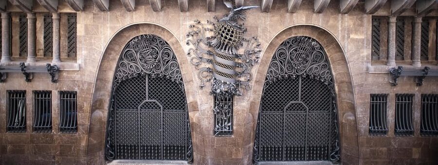 Barcelona: Palau Güell by Gaudí Entrance Ticket - The central hall, where Gaudí’s ideas come together