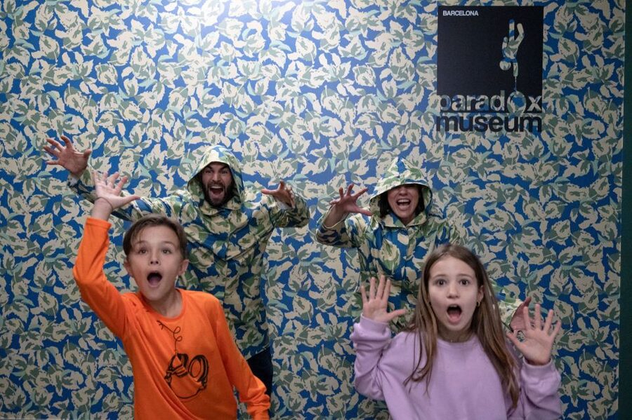 Barcelona: Paradox Museum Entry Ticket - Timing, Languages, and Ease of Use