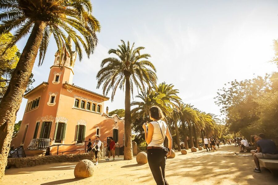 Barcelona: Park Güell Admission Ticket - Why Park Güell feels different from an ordinary park