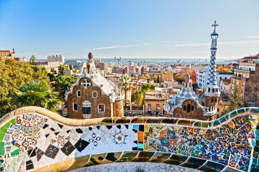 Barcelona: Park Güell and Gaudí House Museum Entry Ticket - Getting to Park Güell without wearing yourself out