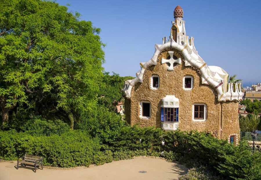 Barcelona: Park Güell Guided Tour - Who will enjoy this tour most?