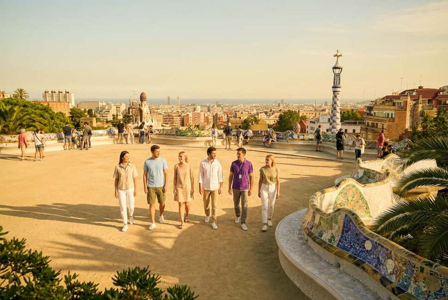 Barcelona: Park Güell Guided Tour with Fast-Track Ticket - The Terrace of the Mediterranean and Barcelona views