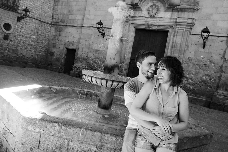 Barcelona: Photoshoot Tour Old Town - Key points at a glance