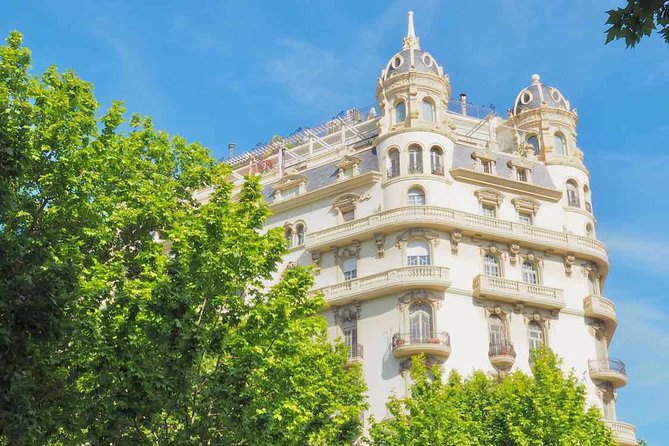 Barcelona's Original Bike Tour in English - The beach ride and the city’s changing neighborhoods