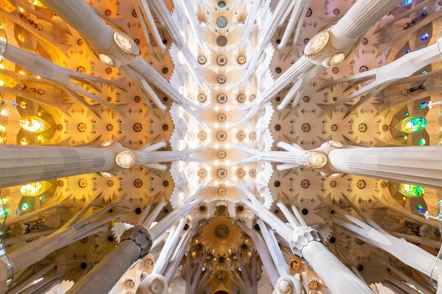 Barcelona: Sagrada Familia and Park Guell Combo Guided Tour - The transfer can make or break the schedule