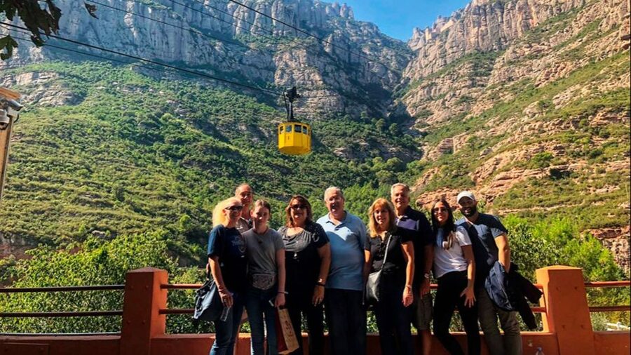 Barcelona: Sagrada Familia & Montserrat Full-Day with Pickup - Why this Barcelona and Montserrat pairing works