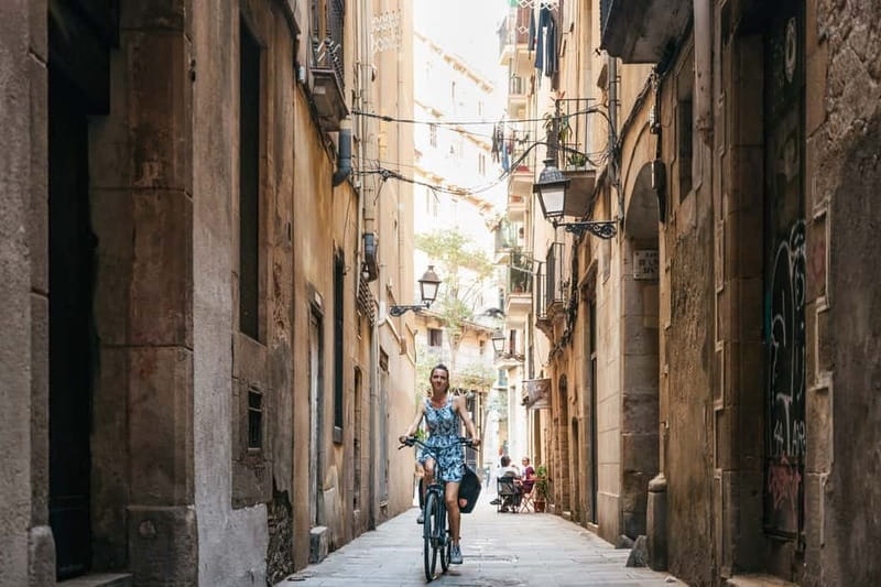 Barcelona: Sagrada Familia or Coastal City Sights by eBike - Port Olímpic and the Barcelona seafront