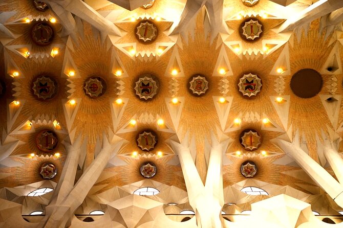 Barcelona: Sagrada Familia Skip-the-Line Guided Tour and Tickets - Who should book this visit?