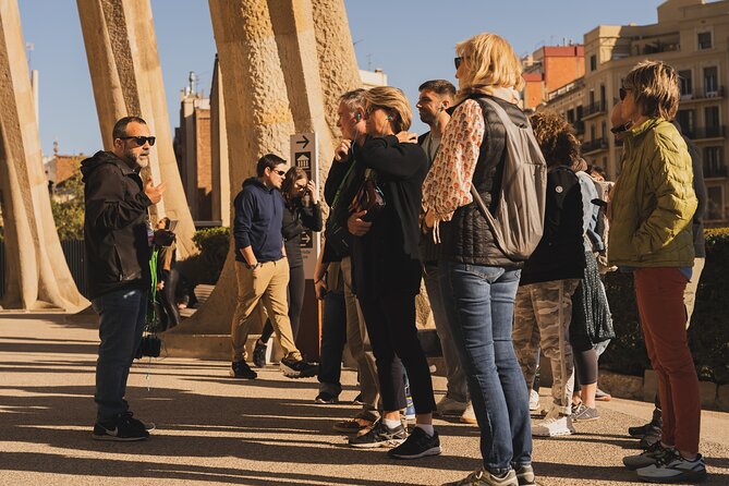 Barcelona: Sagrada Familia Skip-the-Line Guided Tour and Tickets - Meeting at Carrer de Mallorca, 418