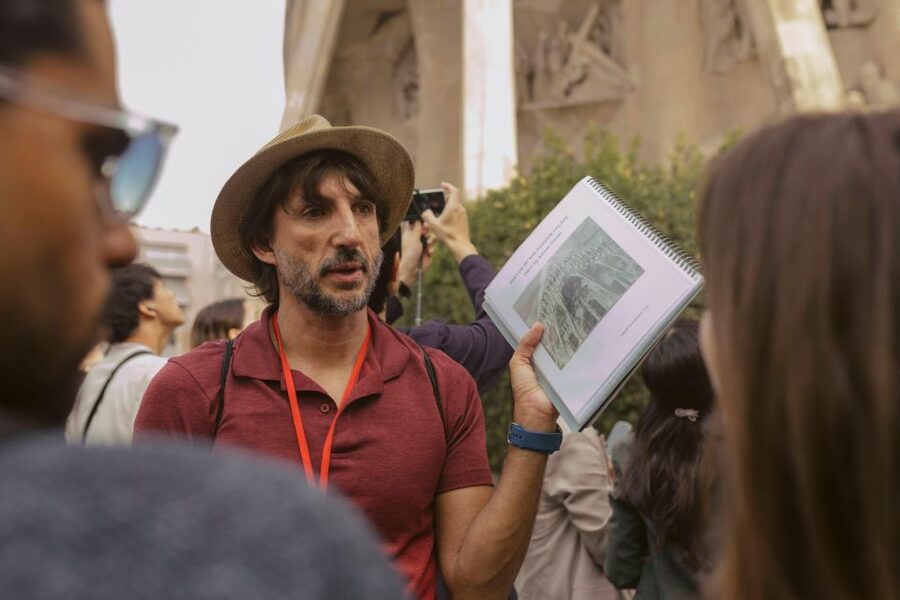 Barcelona: Sagrada Familia Small Group Guided Tour - Which kind of visitor will enjoy this most?
