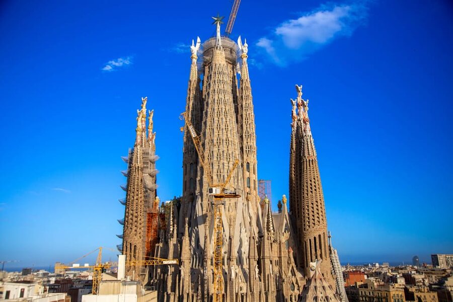 Barcelona: Sagrada Familia Tour with Optional Extras - The two-hour sailing choice