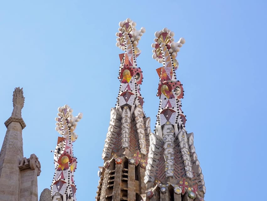 Barcelona: Sagrada Familia with Towers and Park Güell Tour - Who will enjoy this tour most?