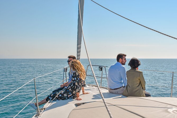 Barcelona Sailing Adventure and Small Group Winery Tasting Tour - How the small-group setup really works