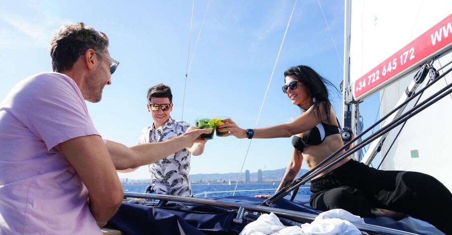 Barcelona: Sailing Tour with Vermouth and Drinks - Setting out from Port Olimpic