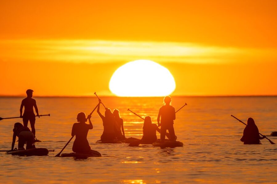 Barcelona: Sunrise Paddleboarding with Instructor and Photos - Ten minutes of instruction and safety basics