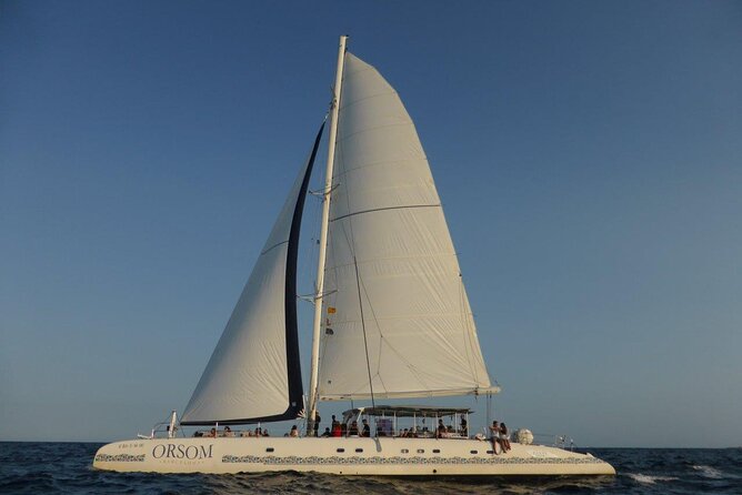 Barcelona Sunset Live Jazz Music Cruise - Comfort, crowds, and the Barcelona wind