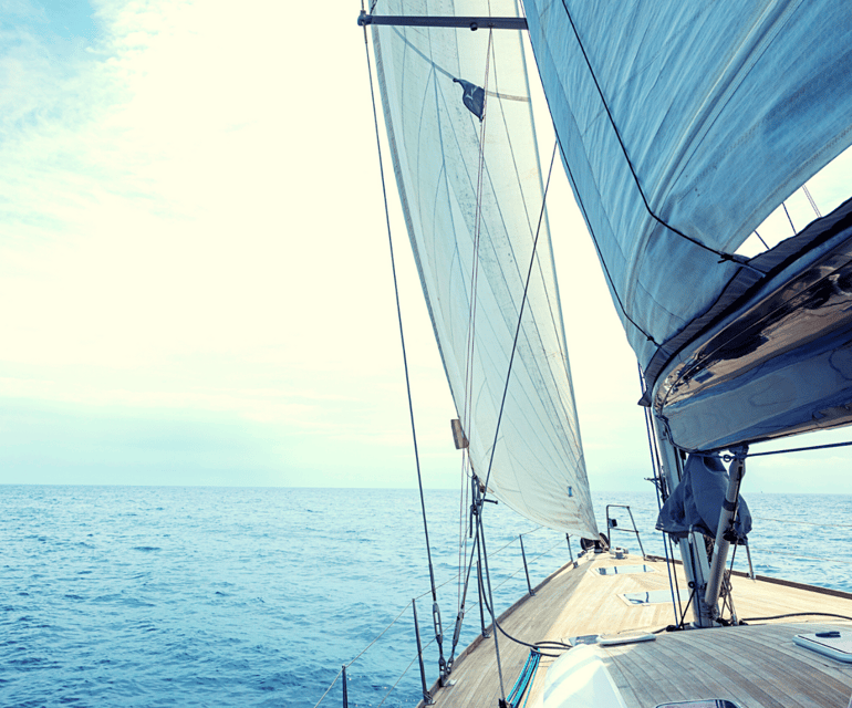 Barcelona: Sunset or Afternoon Yacht Cruise with Drinks - A realistic look at comfort and conditions