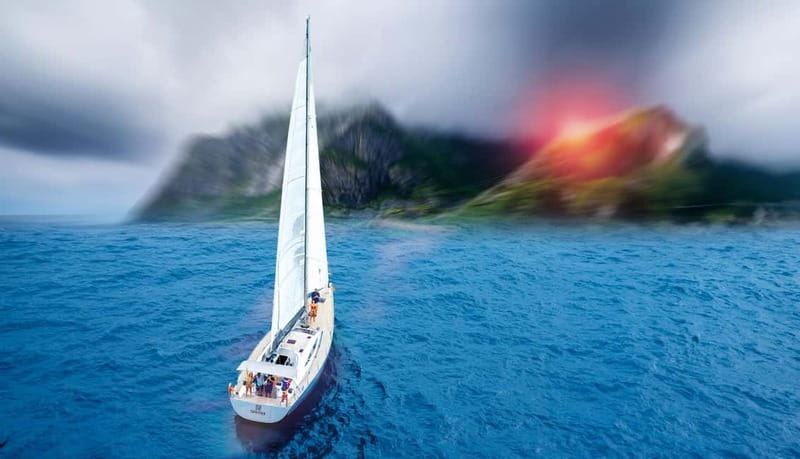 Barcelona: Sunset or Afternoon Yacht Cruise with Drinks - A 52-foot yacht with room to breathe