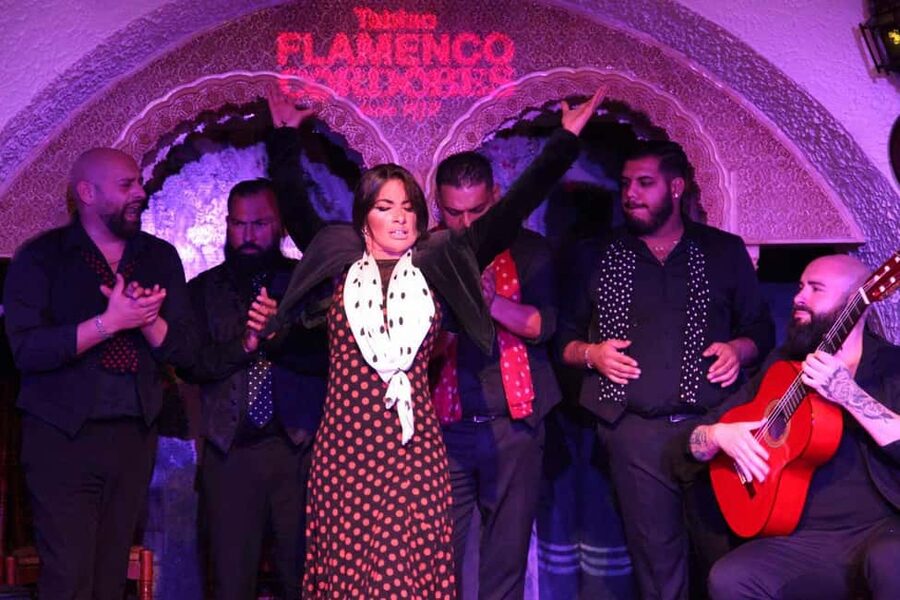 Barcelona: Tablao Flamenco Cordobes Show and Drink in Rambla - Why this show feels different from a staged tourist number