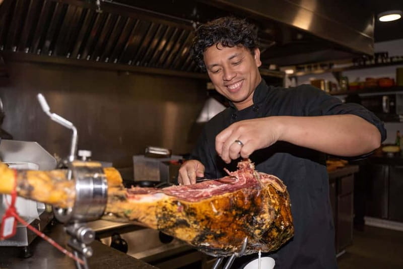 Barcelona: Tapas and Drinks Tour of Old Town - Why this Barcelona tapas tour is worth considering