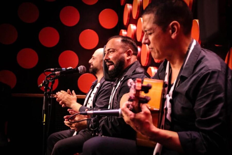 Barcelona: Tapas and Flamenco Experience - The return walk through the Gothic Quarter