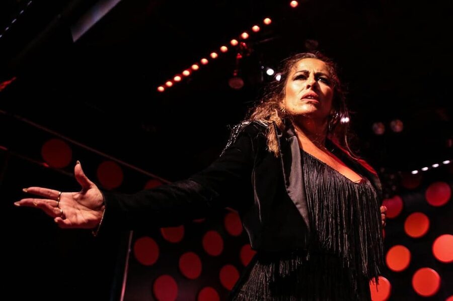 Barcelona: Tapas and Flamenco Experience - Plaça Reial and the flamenco performance