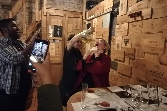 Barcelona Tapas Crawl Tour - Four stops that build a proper dinner