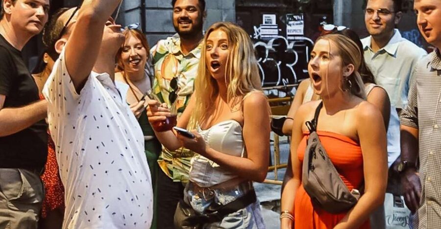 Barcelona: Tapas Walking Tour with Food, Wine, and History - Four food stops, with room for surprises