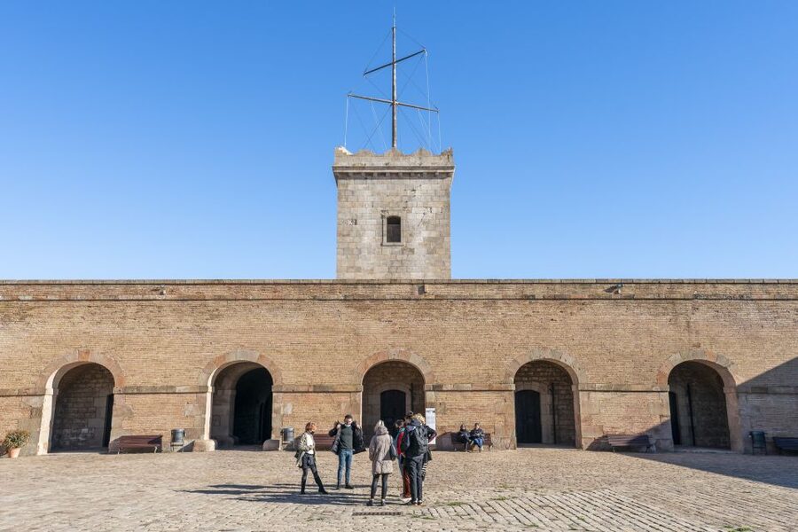 Barcelona: Walking tour with Montjuic Castle & Cable Car - What the $64 Price Actually Buys