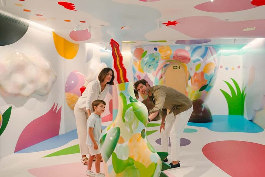 Barcelona: White Rabbit Catalonia's Top Immersive Experience - Starting on Passeig de Gràcia