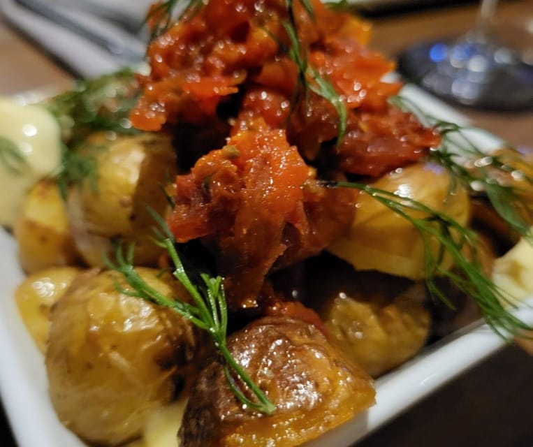 Barcelona: Wine Tasting and Tapas 5-Course Pairing Dinner - Course five: dessert and a final pairing