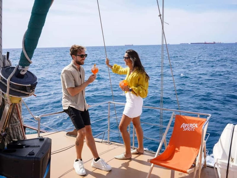 Barcelona: Wooden Boat Sailing with Tapa and Welcome Drink - What the 90-minute route feels like