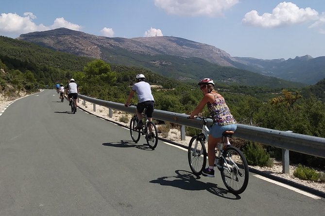 Benidorm Bike Tour with Hotel Pick up - What makes this downhill ride worth considering
